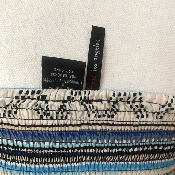 ❗️ 3/$12 ❗️Floral print crop top - Picture 4 of 4